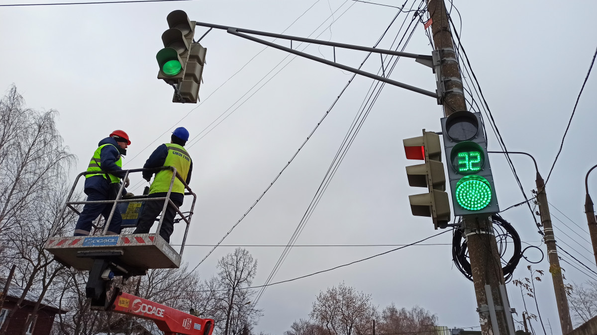 В Нижнем Новгороде на более чем 50 светофорах изменен режим работы