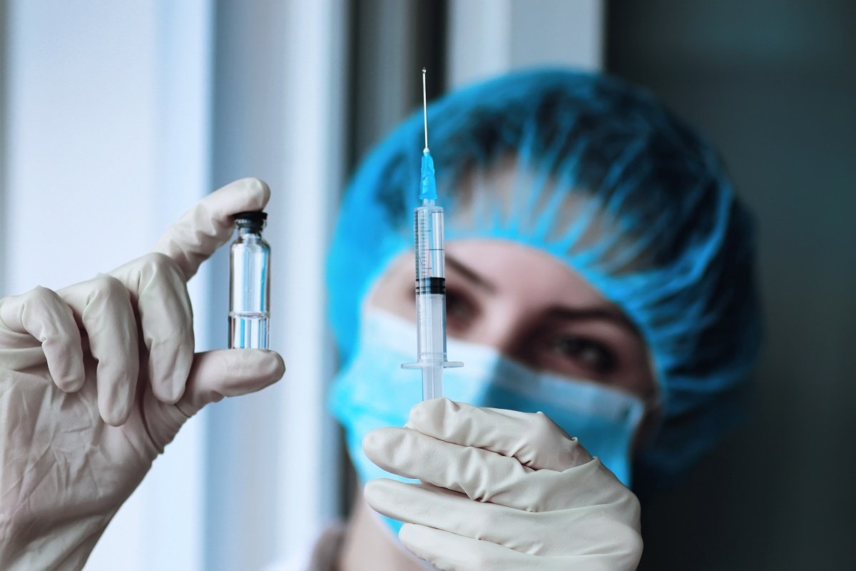 Первая партия вакцины от коронавируса доставлена в Дзержинск