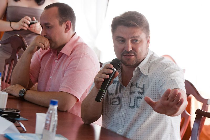 20100630_pressClub_060