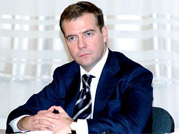 Медведев фтыкает