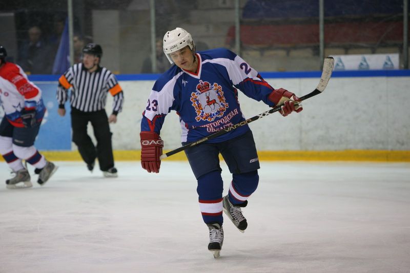 кондрашов хоккеист