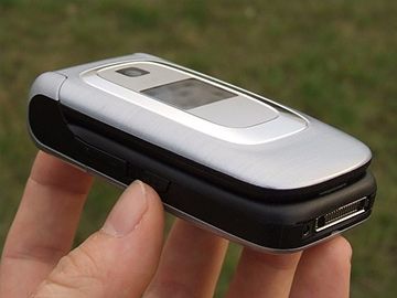 сотовый телефон