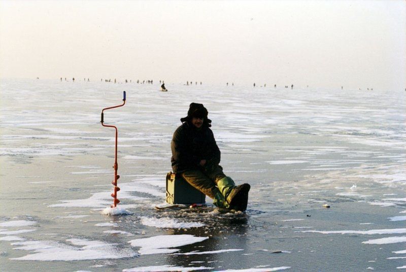 лед тонкий рыбак