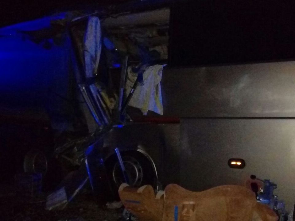 Автобус с паломниками попал в дтп