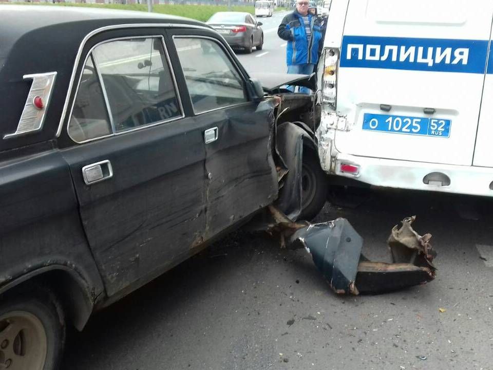 13 ДТП Горького 1