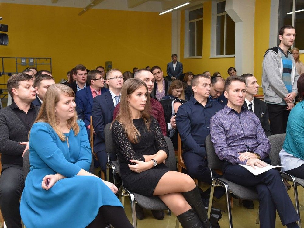 Погода в арзамасе. Депутат города Арзамаса. Совет молодых депутатов Нижегородской области. Касли 2020. Новости Арзамаса.