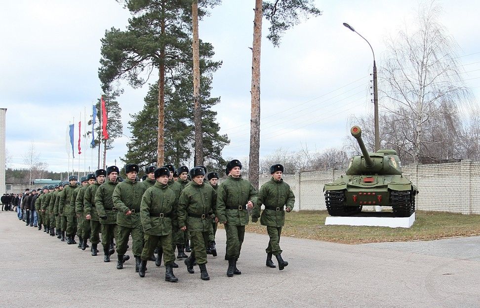 Призывники в президентский полк.7