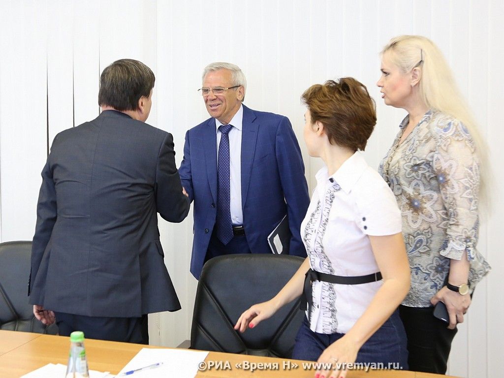 Люлин посол панамы.1