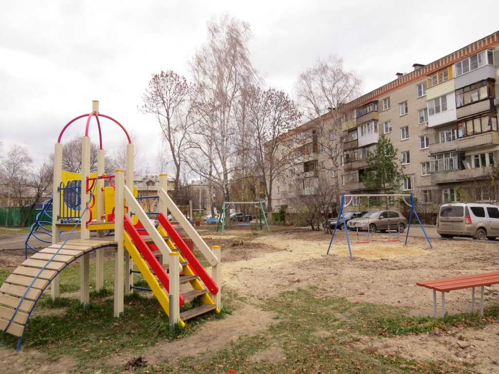 Новая детская площадка установлена на улице Лескова в Нижнем Новгороде |  Информационное агентство «Время Н»