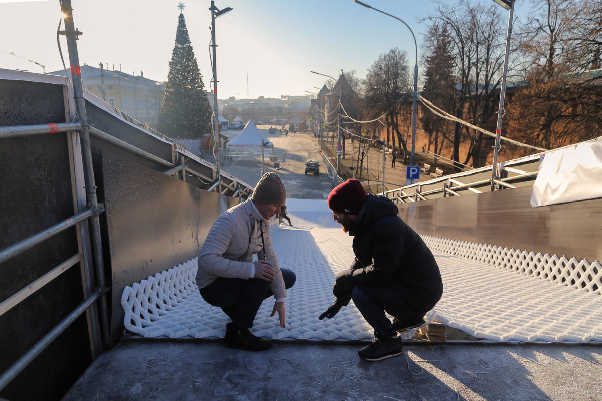 Царь-горка и каток откроются на площади Минина и Пожарского в Нижнем Новгороде 14 декабря