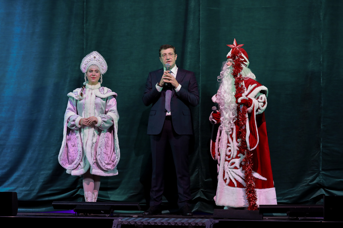 Глеб Никитин поздравил с наступающими праздниками гостей «Губернаторской елки»