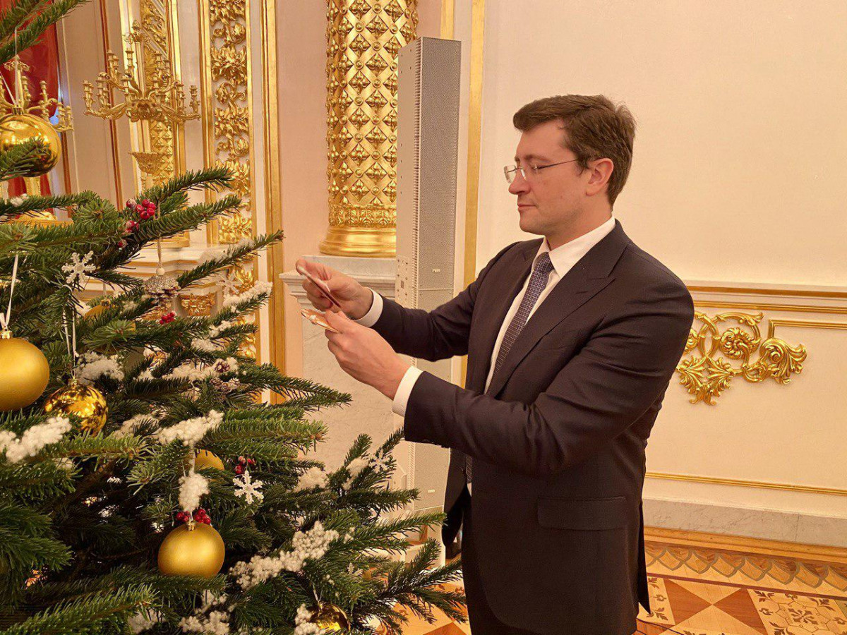 Глеб Никитин принял участие во всероссийском проекте «Елка желаний» в Московском Кремле