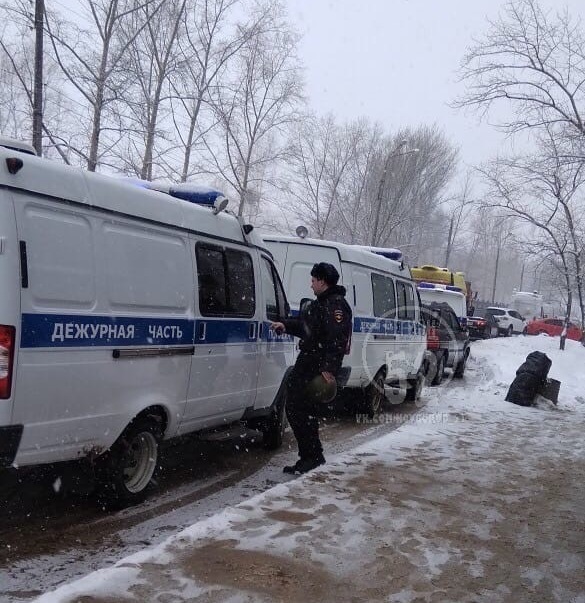 Подозреваемого в взрыве гранаты в доме на Светолярской задержала полиция