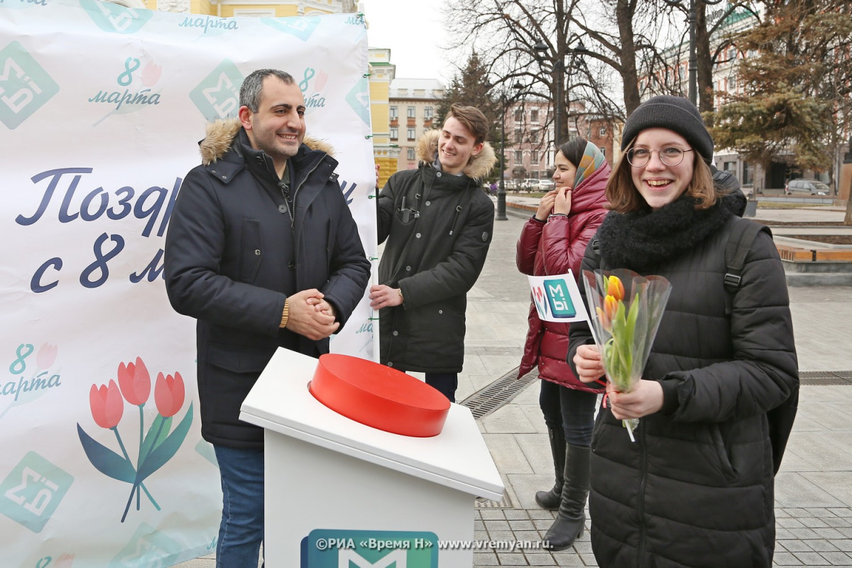 Активисты провели креативный флешмоб на Большой Покровской