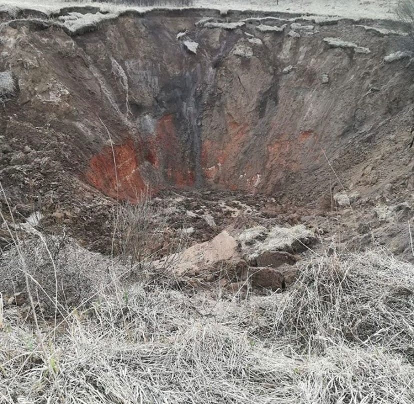 Глубина провала в Арзамасском районе составила 16 метров