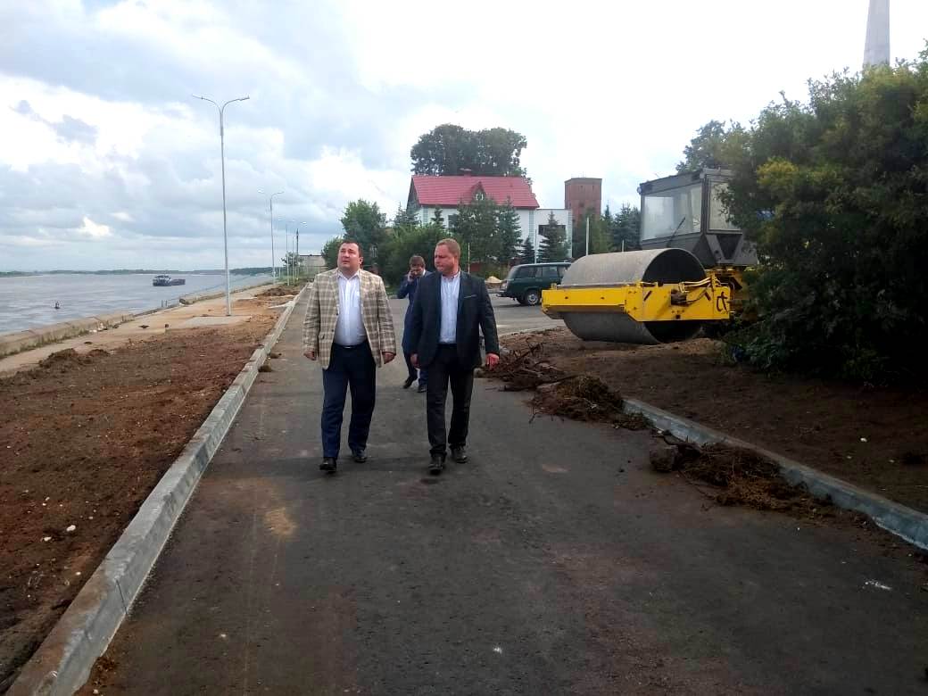 В Балахне продолжается благоустройство набережной