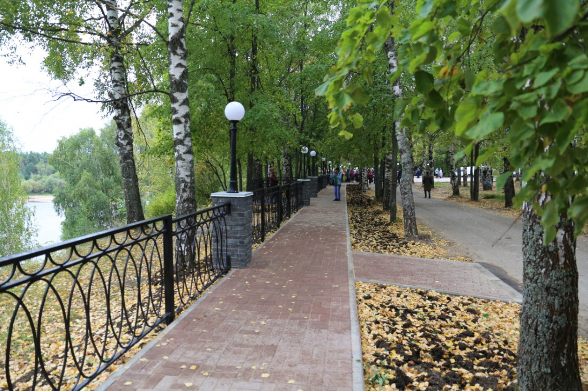 Набережную благоустроили в рабочем поселке Воскресенское