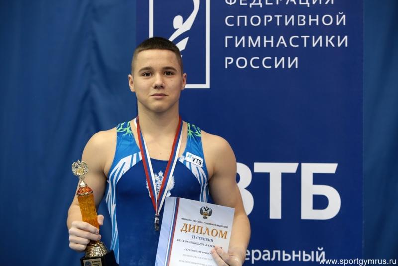 Дзержинский спортсмен завоевал медали на первенстве России по спортивной гимнастике