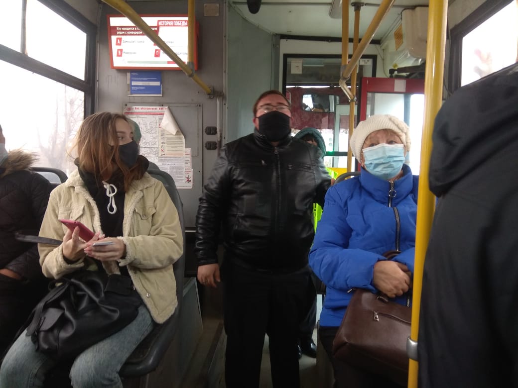 Соблюдение масочного режима проверили в борском общественном транспорте