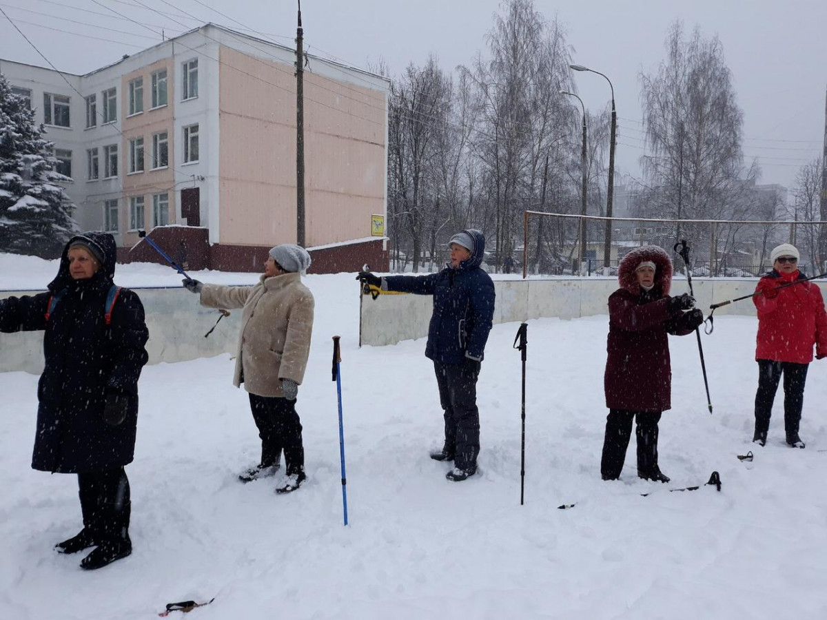 Занятия по скандинавской ходьбе возобновляются в Нижегородском районе