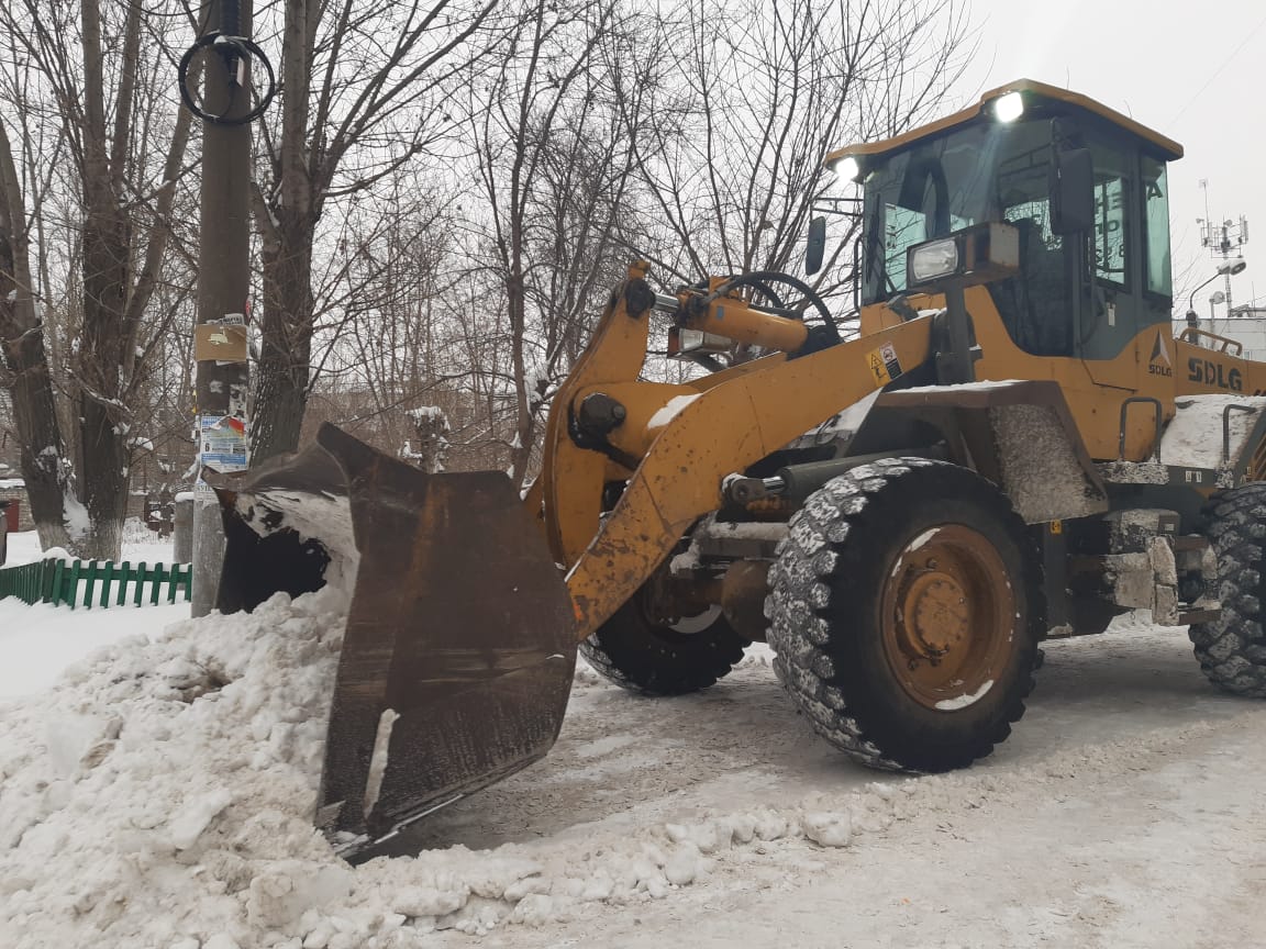 В Дзержинске увеличен штат техники для устранения последствий снегопада