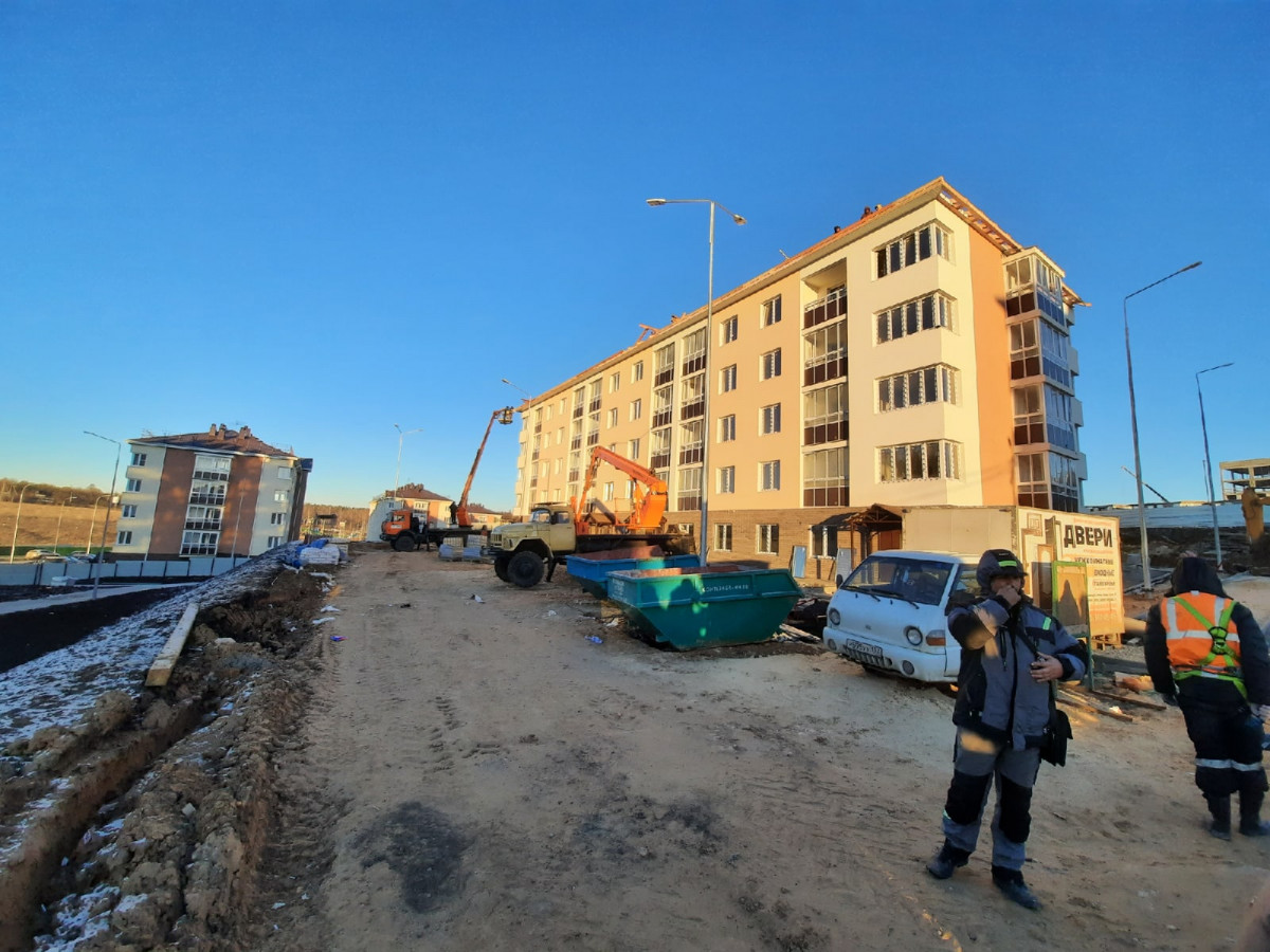 Появился график окончания строительства семи домов в ЖК «Новинки Smart City»