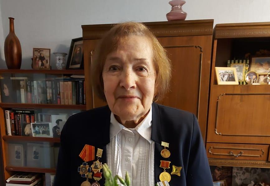 В Нижнем Новгороде ветеранам-блокадникам вручили подарки