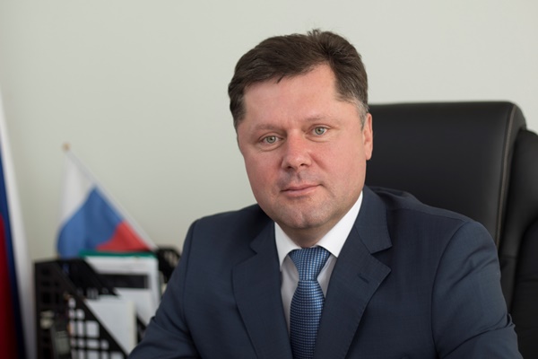Дзержинский депутат Попов досрочно сложил полномочия