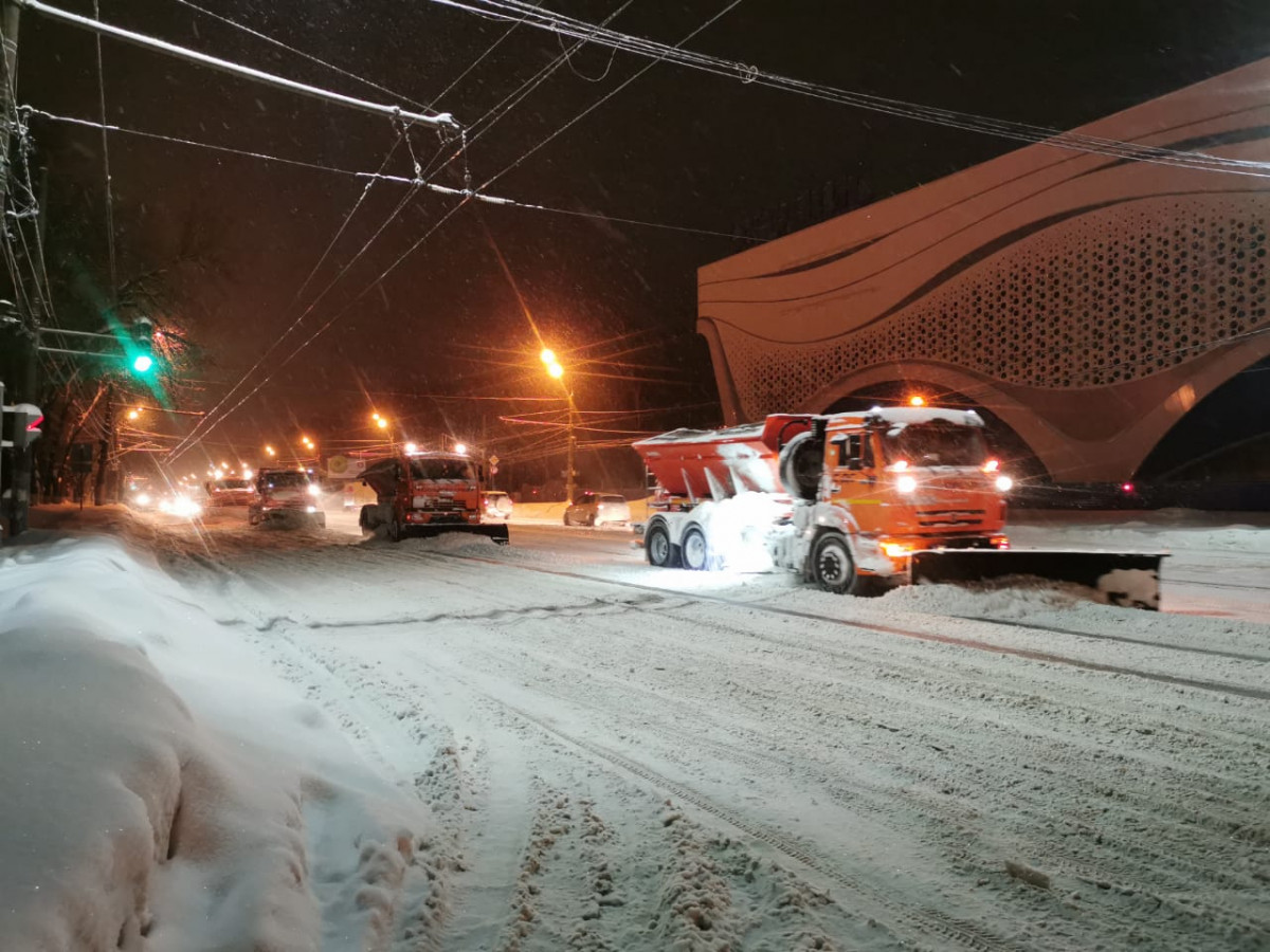 За выходные из Нижнего Новгорода вывезли больше 70 тысяч кубометров снега