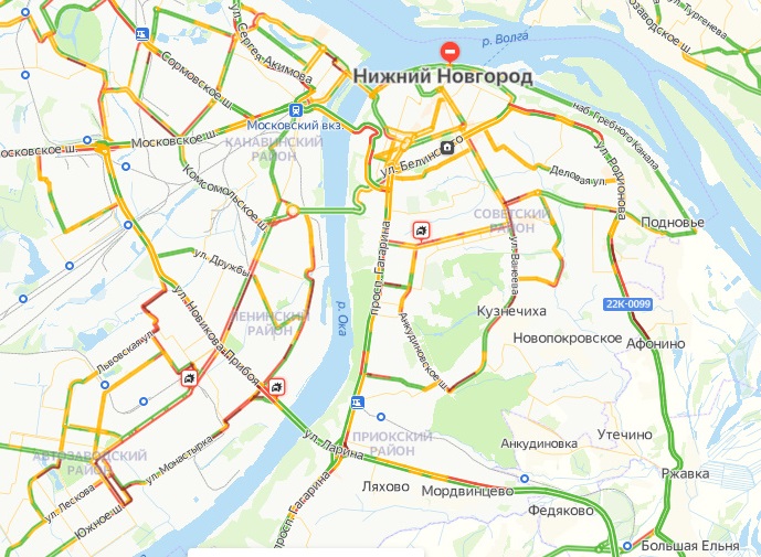 Утренние пробки парализовали дорожное движение в Нижнем Новгороде
