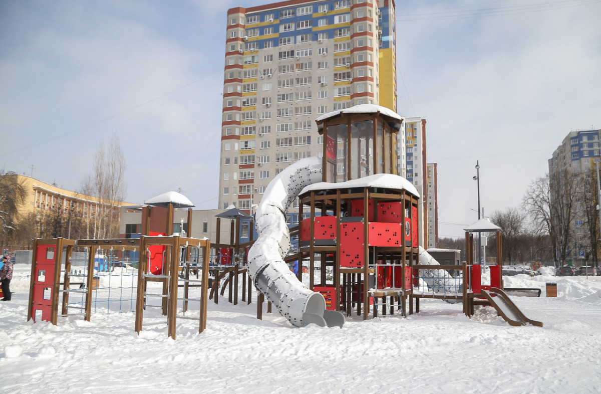 Замглавы Минстроя РФ осмотрел благоустроеные пространства в Нижнем Новгороде