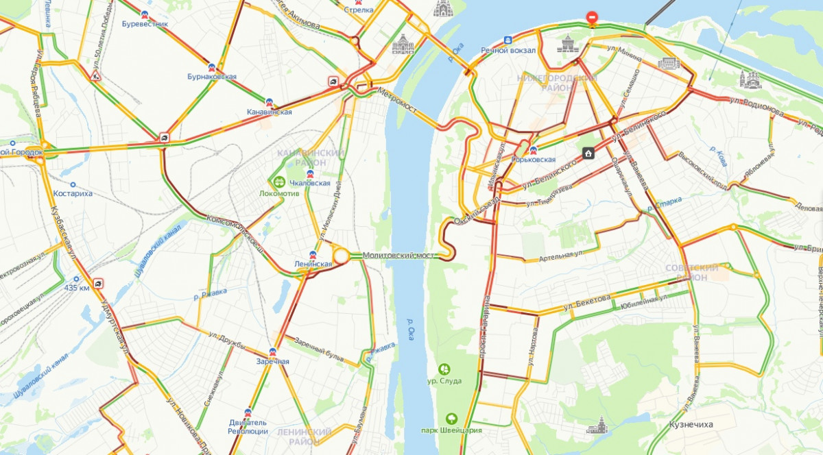 Десятибалльные пробки вновь сковали движение в Нижнем Новгороде