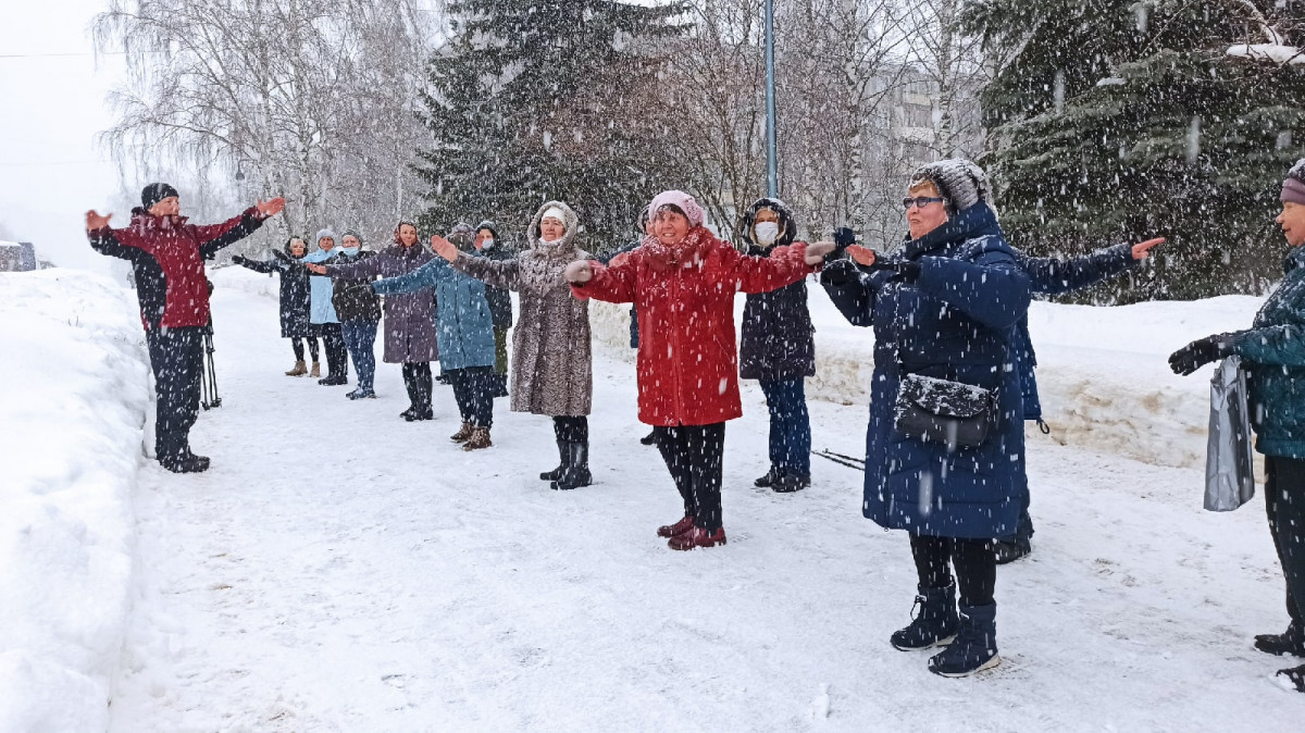 Представители сормовских ТОСов вышли на совместную утреннюю зарядку