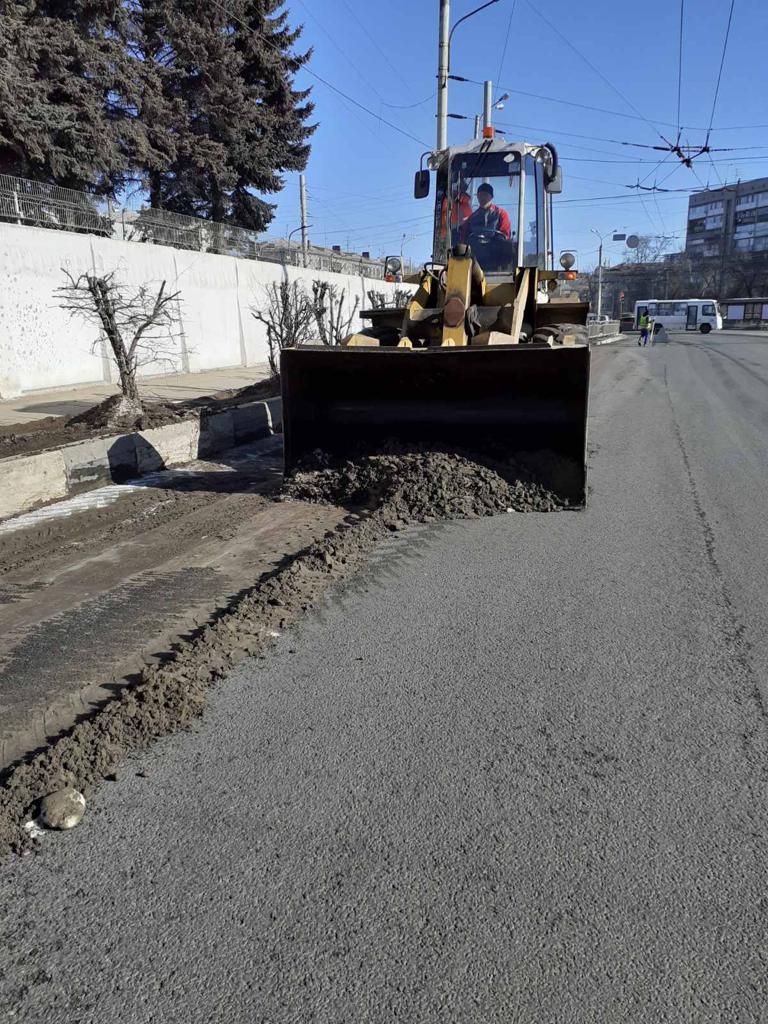 Весенняя уборка улиц проходит в Московском районе