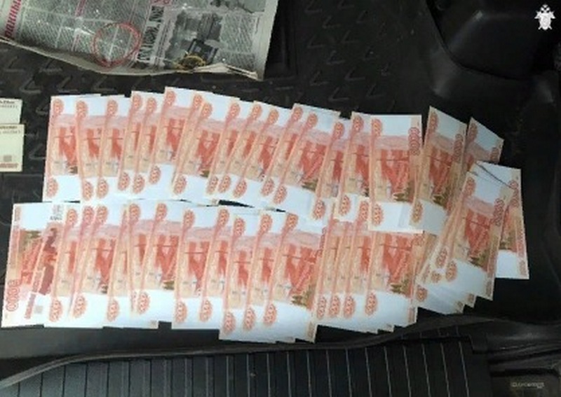 Двое экс-сотрудников нижегородского Минфина предстанут перед судом за взяточничество