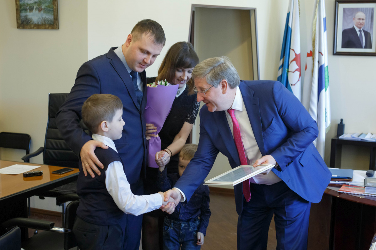 Молодые семьи Кстовского района получили жилищные сертификаты