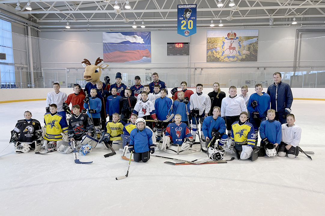 Игроки «Торпедо» провели мастер-класс для юных спортсменов поселка Дальнее Константиново