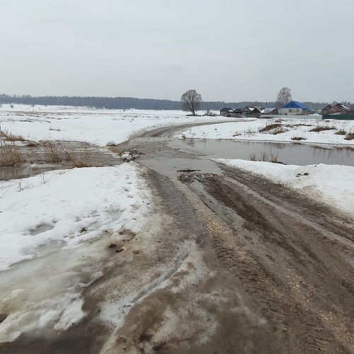 Автомобильный мост через Вичкинзу затопило в Нижегородской области
