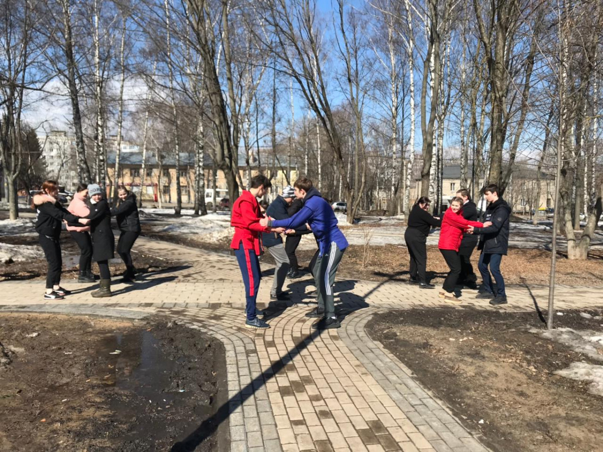 Открытая тренировка по самообороне для нижегородских школьников прошла в сквере «Звезда»