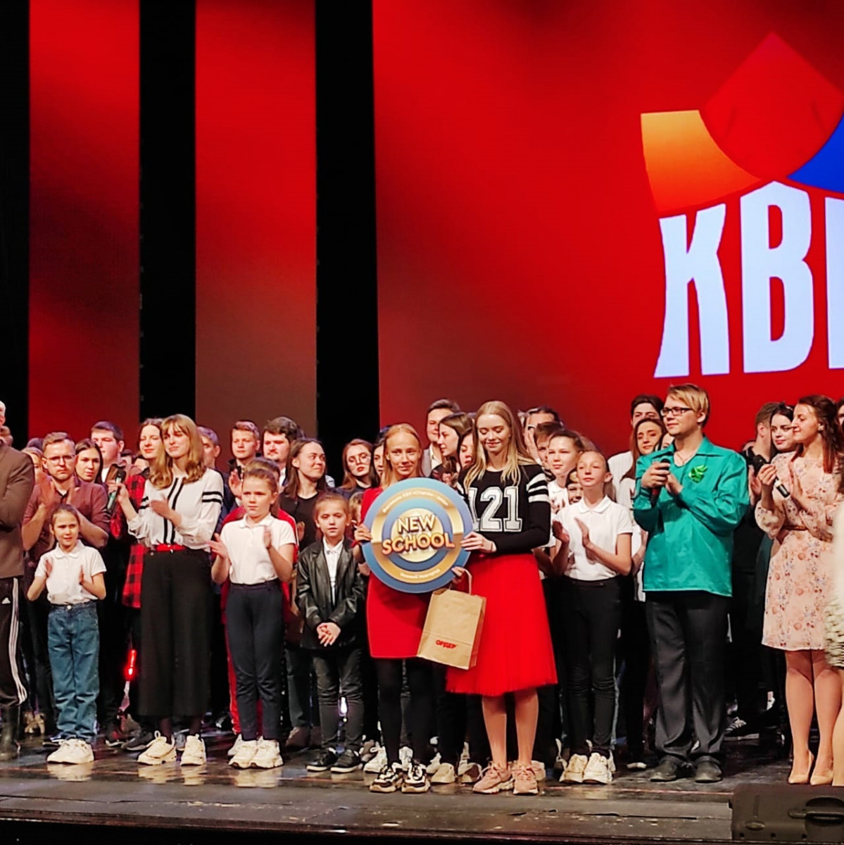 Школьная команда Мининского университета стала лучшей среди детских команд на гала-концерте КВН