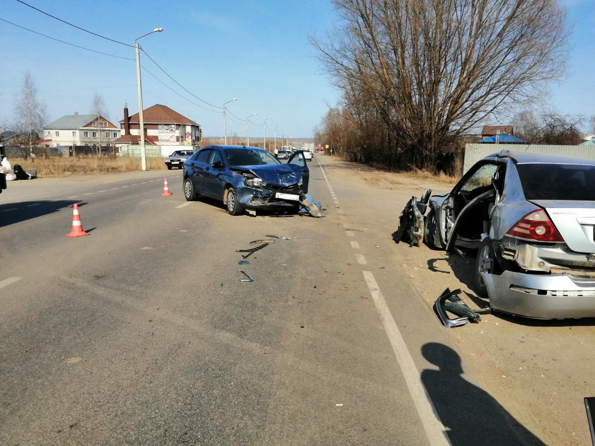 Мужчина погиб при столкновении автомобилей в Павловском районе