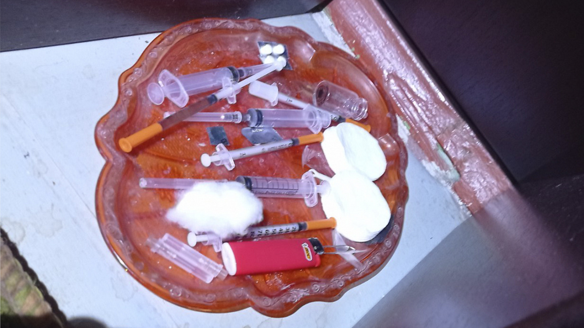 Житель Заволжья организовал наркопритон в квартире