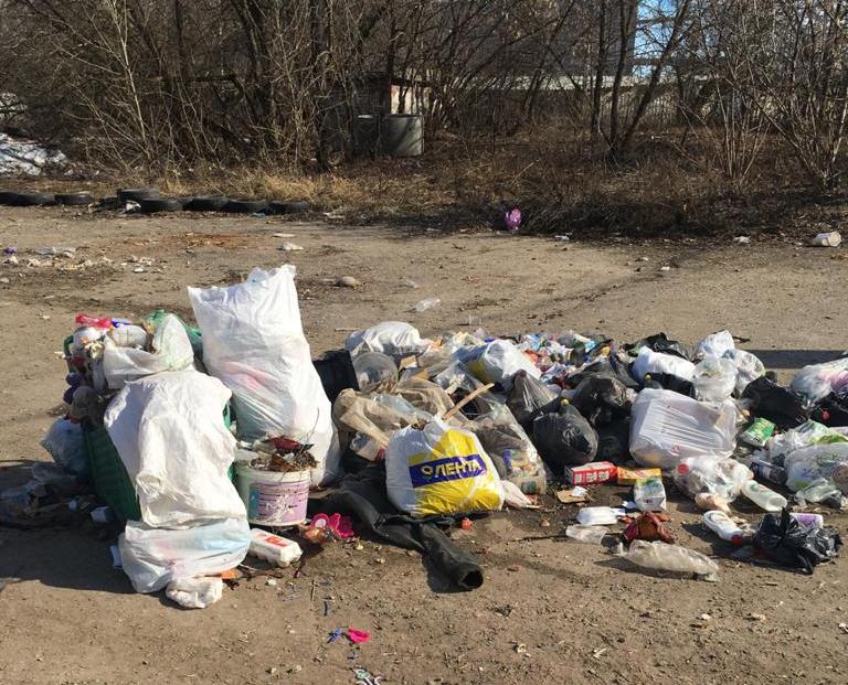 Нижегородцы пожаловались на проблемы с вывозом мусора