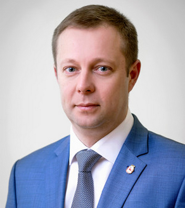 Звездин покинул пост главы нижегородского департамента спорта