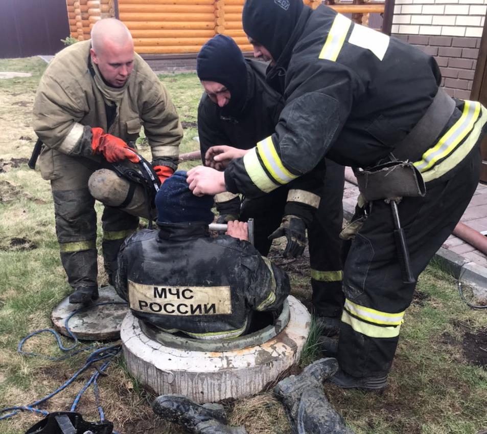 Мужчина погиб в канализационном колодце в Богородском районе