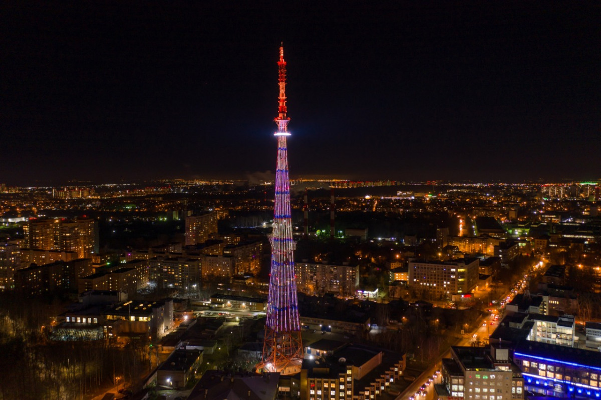 Подсветку на нижегородской телебашне модернизировали к 800-летию города