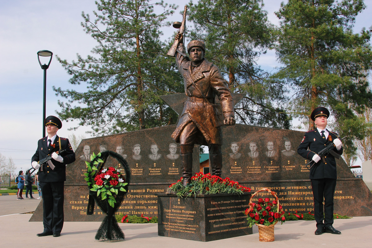 Мемориал, посвященный милиционерам-героям ВОВ, открыли в Нижнем Новгороде