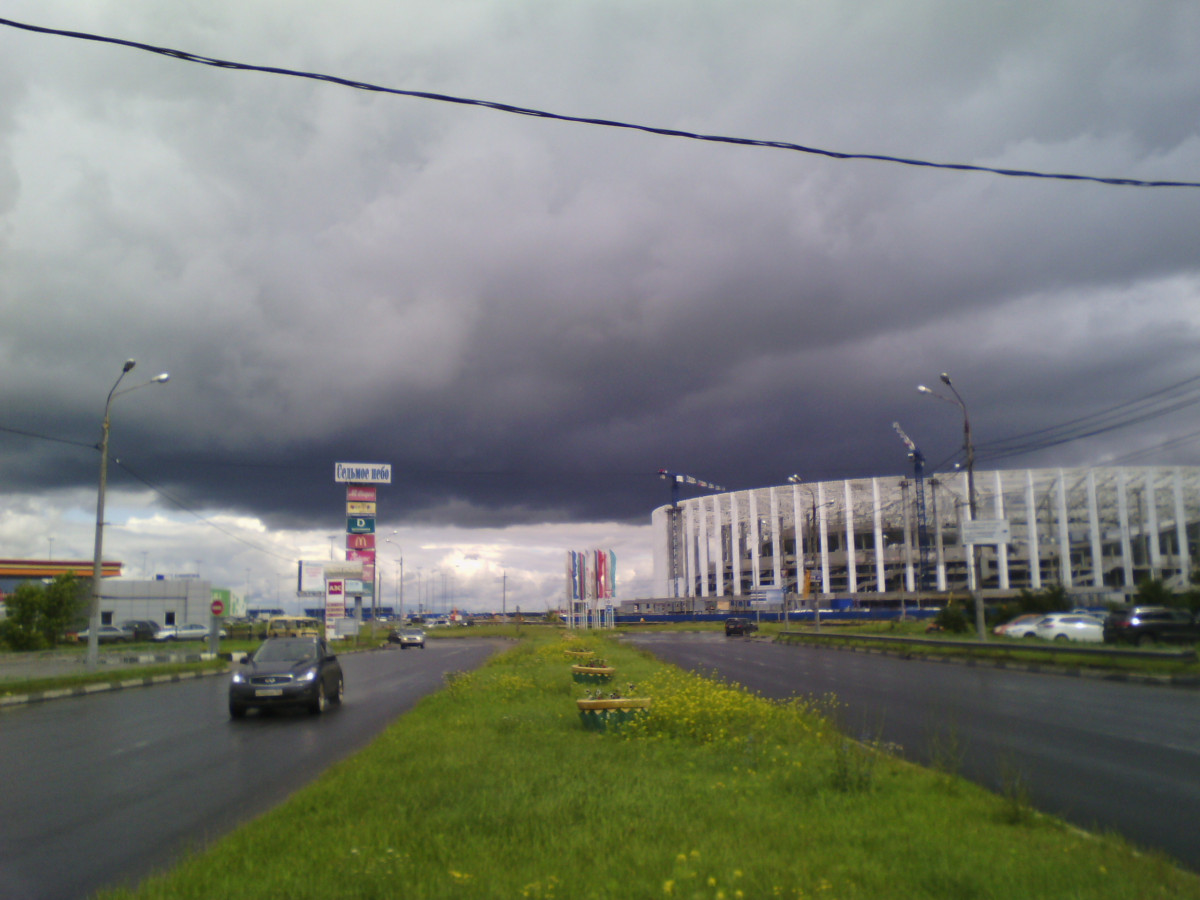 Мощнейший ливень обрушился на Нижний Новгород вечером 12 июня
