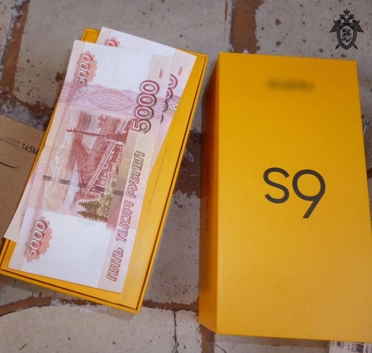 Экс-сотрудника семеновской колонии приговорили к условному сроку за взятку