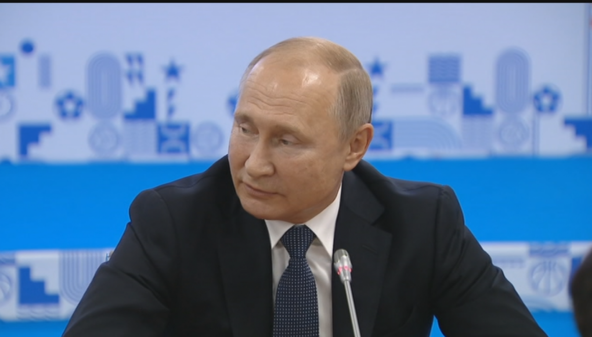 Прямая линия с президентом России Владимиром Путиным